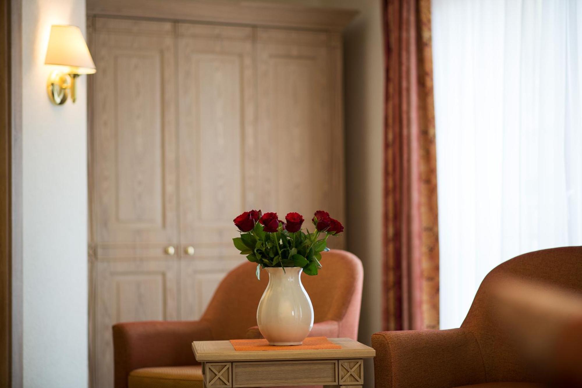 Hotel Rebstock Baden-Baden Zimmer foto