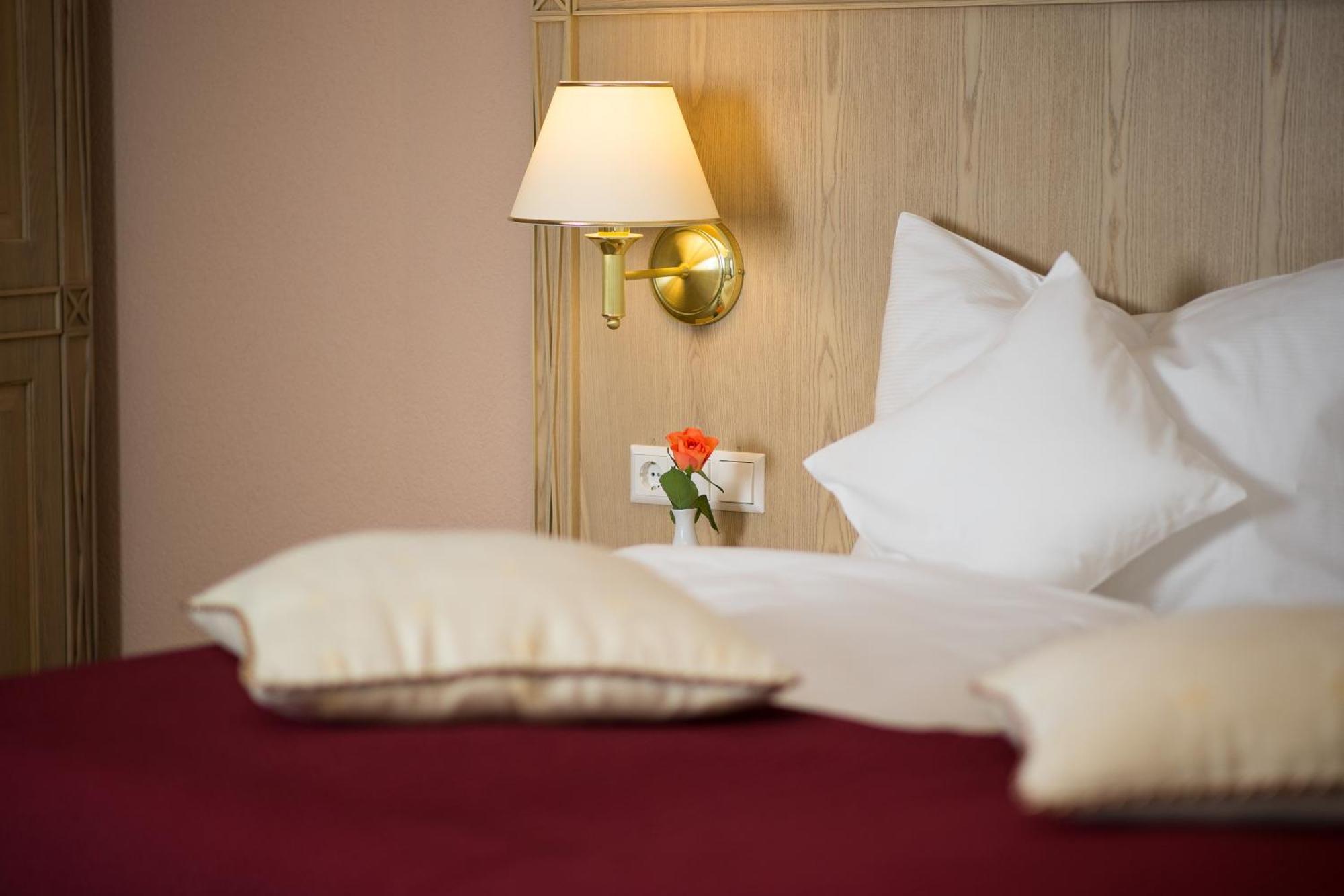 Hotel Rebstock Baden-Baden Zimmer foto