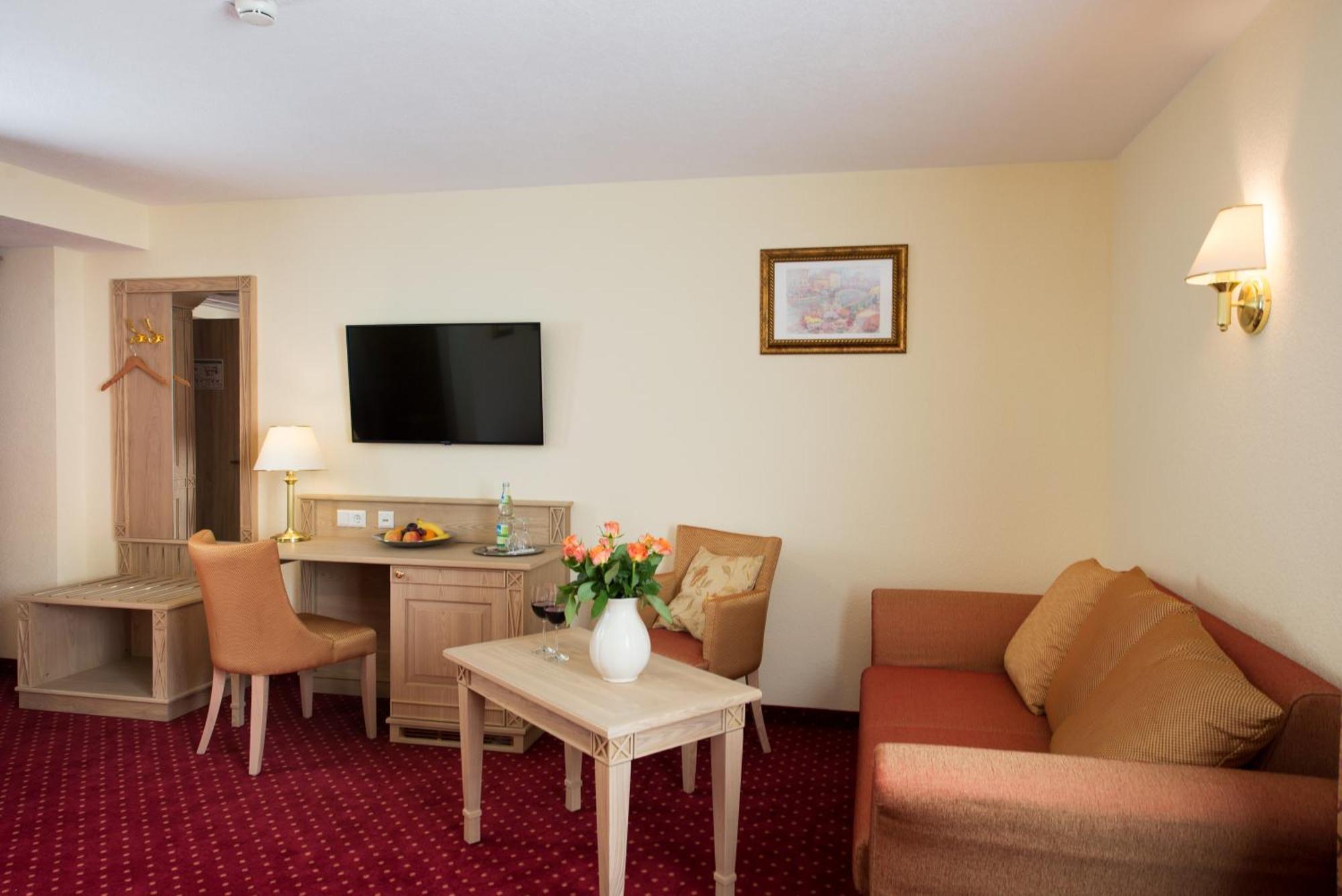 Hotel Rebstock Baden-Baden Zimmer foto